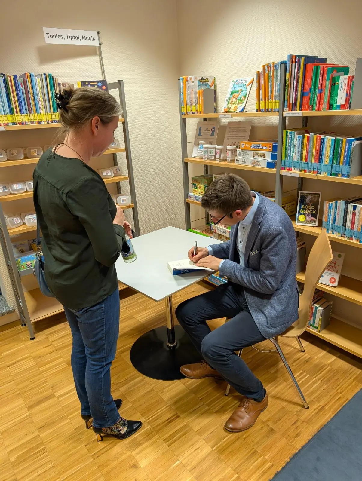 Autorenlesung mit Titus Müller in der Bücherei Mering